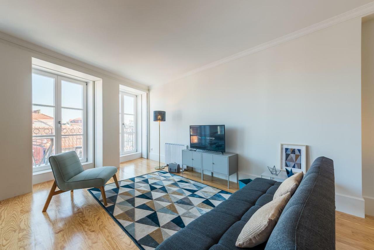 Guestready - Starry Night Balcony Apartment Porto Bagian luar foto